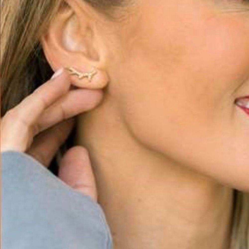Qalo Eva Shockey Collection - antler Silicone Earrings